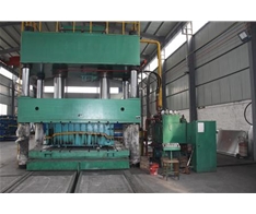 河南力拓四柱液壓機(jī)